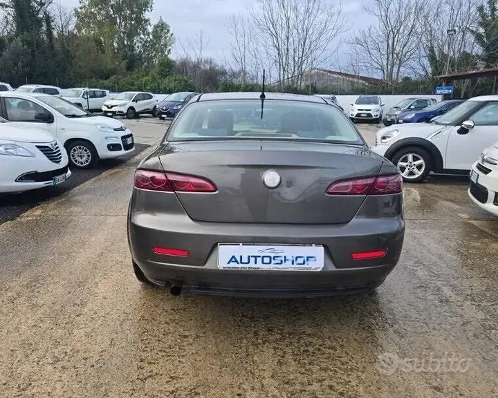 Alfa Romeo 159 2009 photo 5