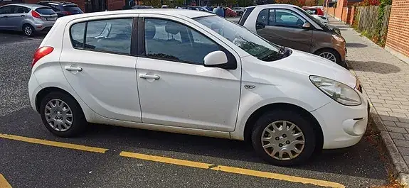 Hyundai I20 2009 photo 3