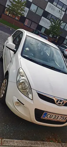 Hyundai I20 2009 photo 2