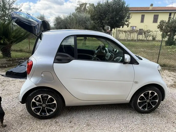 Smart Fortwo 2016 photo 4