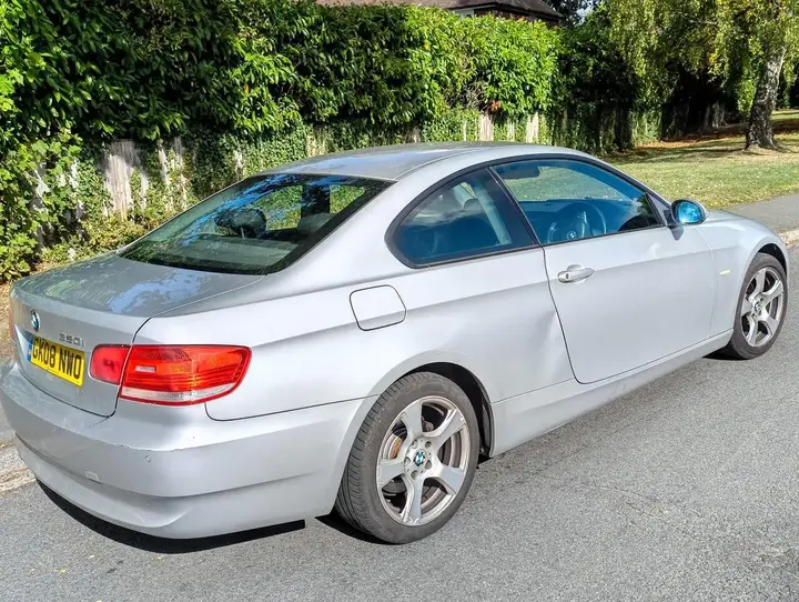 BMW 3 Series 2008 photo 3