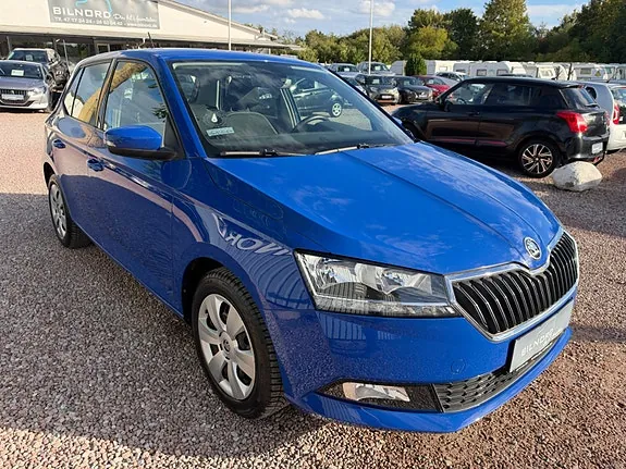 Skoda Fabia 2020 photo 2