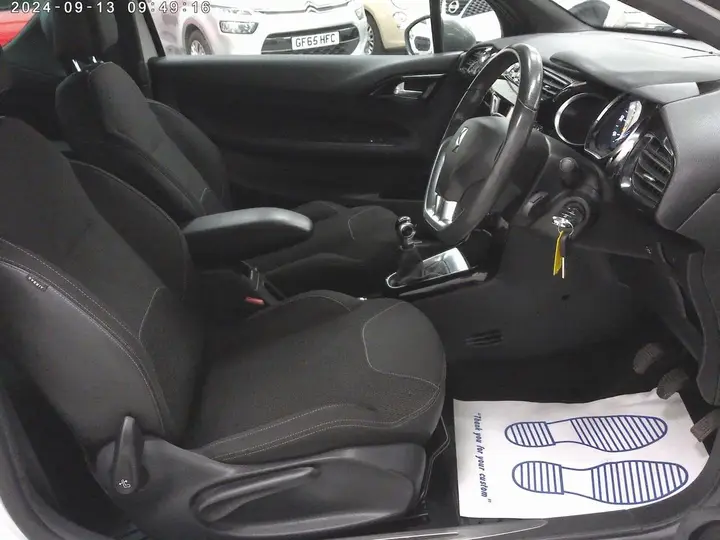 Citroen Ds3 2014 photo 3