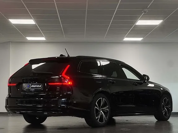Volvo V90 2023 photo 5