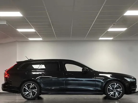 Volvo V90 2023 photo 3
