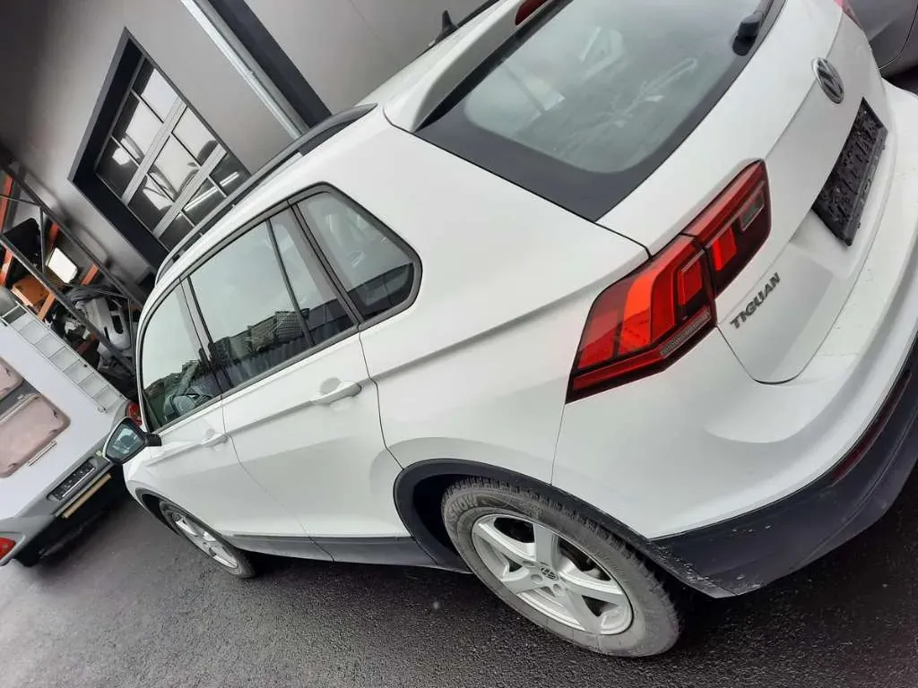 Volkswagen Tiguan 2017 photo 2