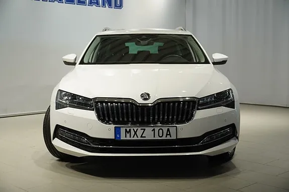 Skoda Superb 2020 photo 2