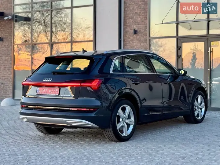 Audi E-Tron 2020 photo 4
