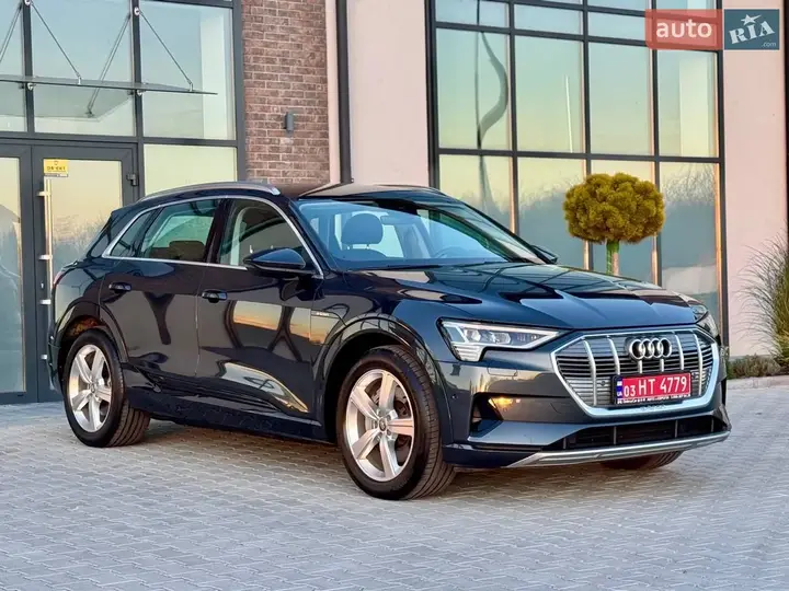 Audi E-Tron