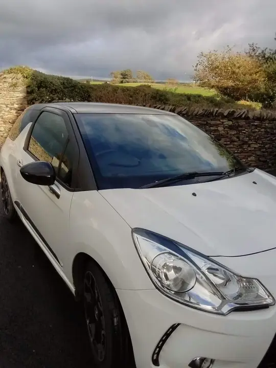 Citroen Ds3 2013 photo 2