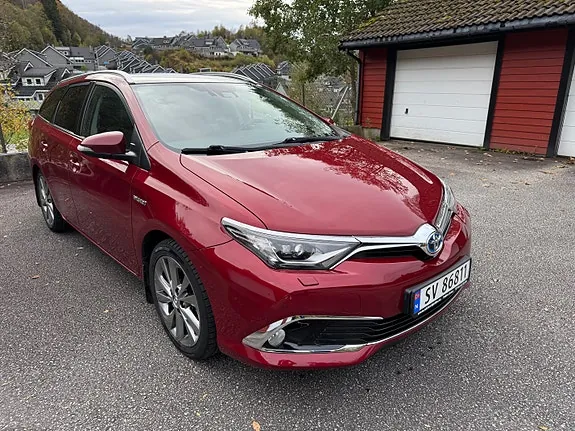 Toyota Auris 2017 photo 4