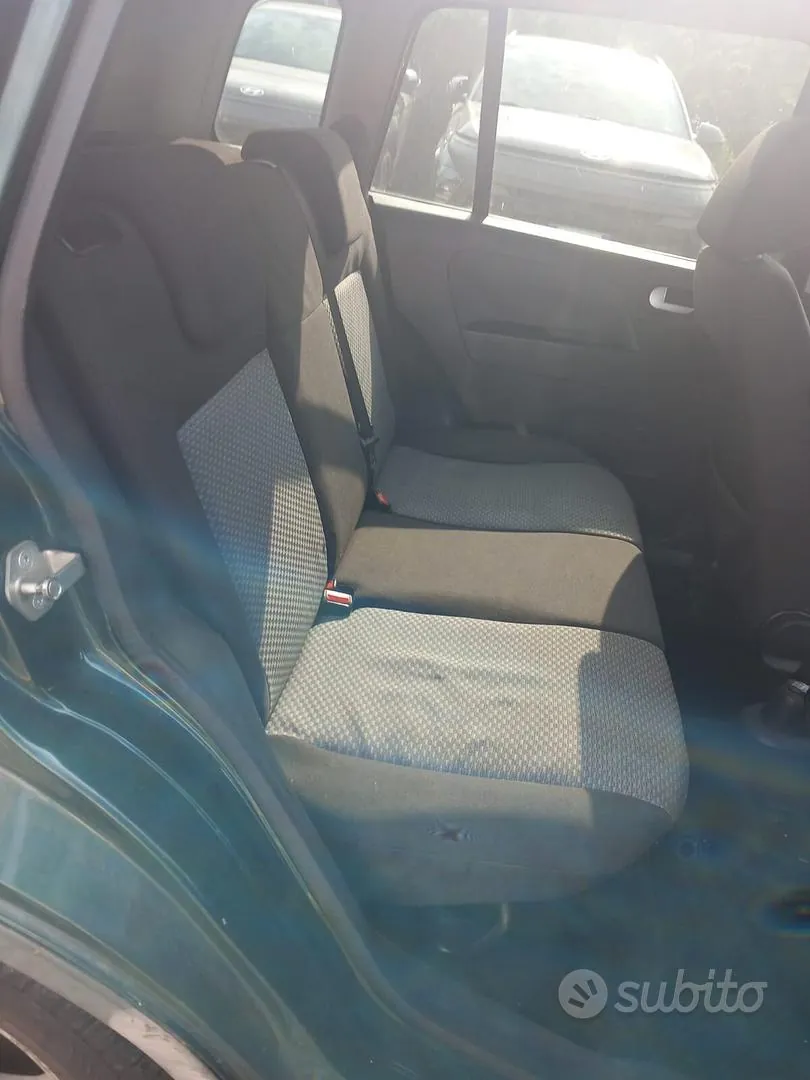 Ford Fusion 2006 photo 3