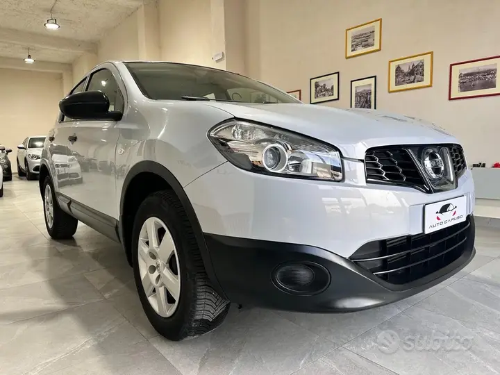 Nissan Qashqai 2011 photo 2