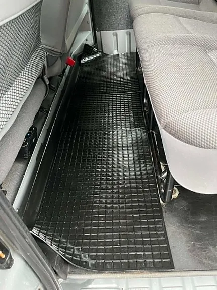 Toyota Hiace 2006 photo 5