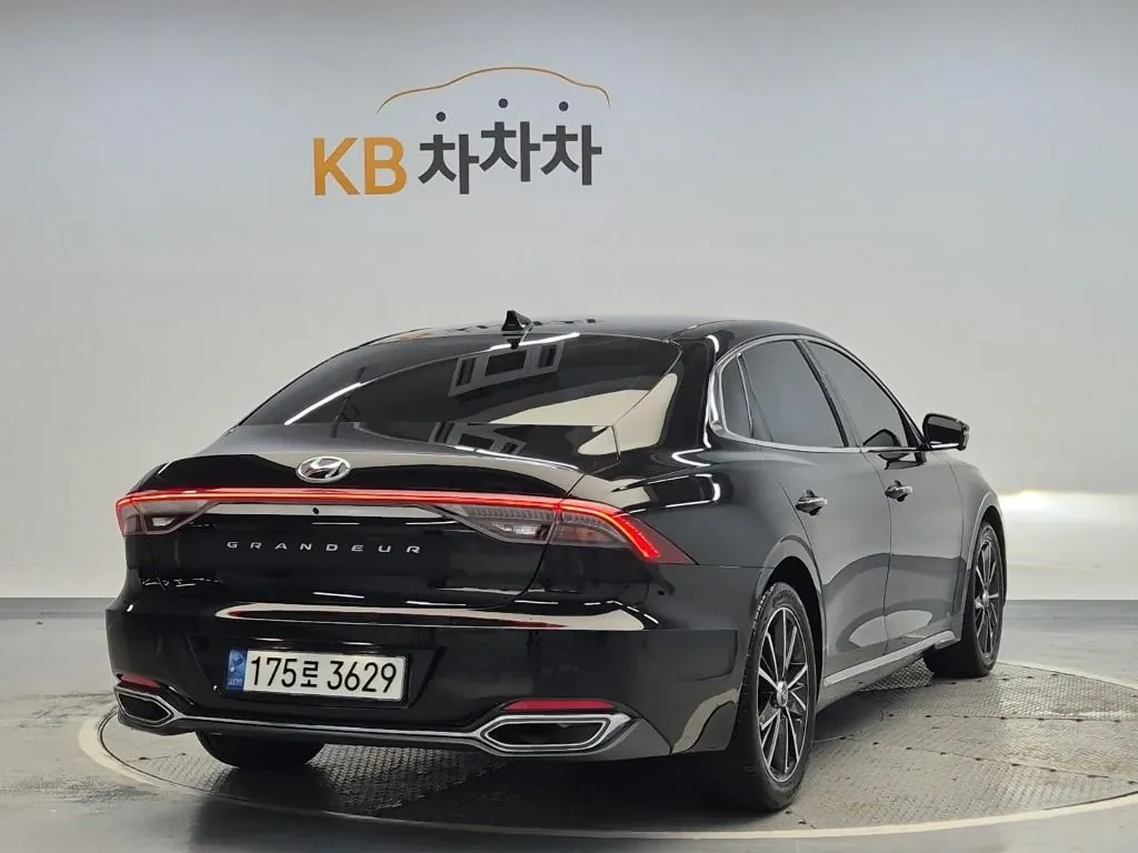 Hyundai Grandeur 2022 photo 3