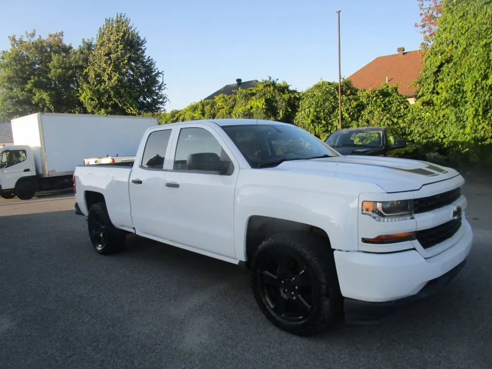 Chevrolet Silverado 1500 2016 photo 2