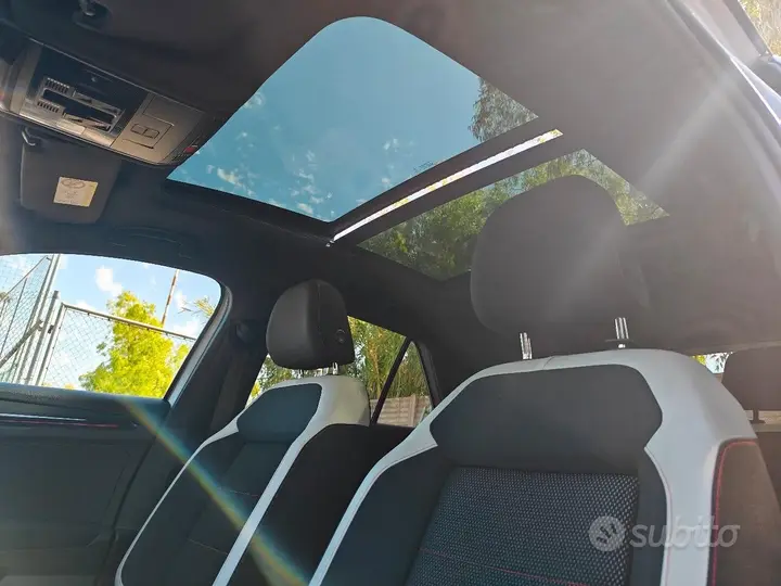 Volkswagen T-Roc 2018 photo 4