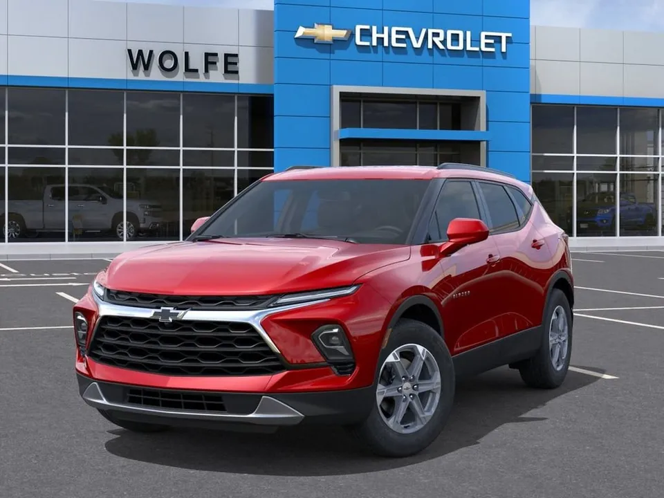 Chevrolet Blazer 2026 photo 2