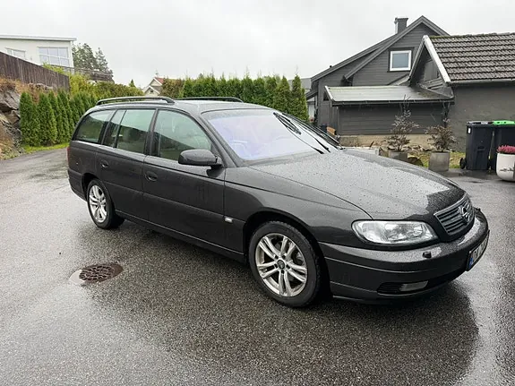 Opel Omega 2002 photo 3