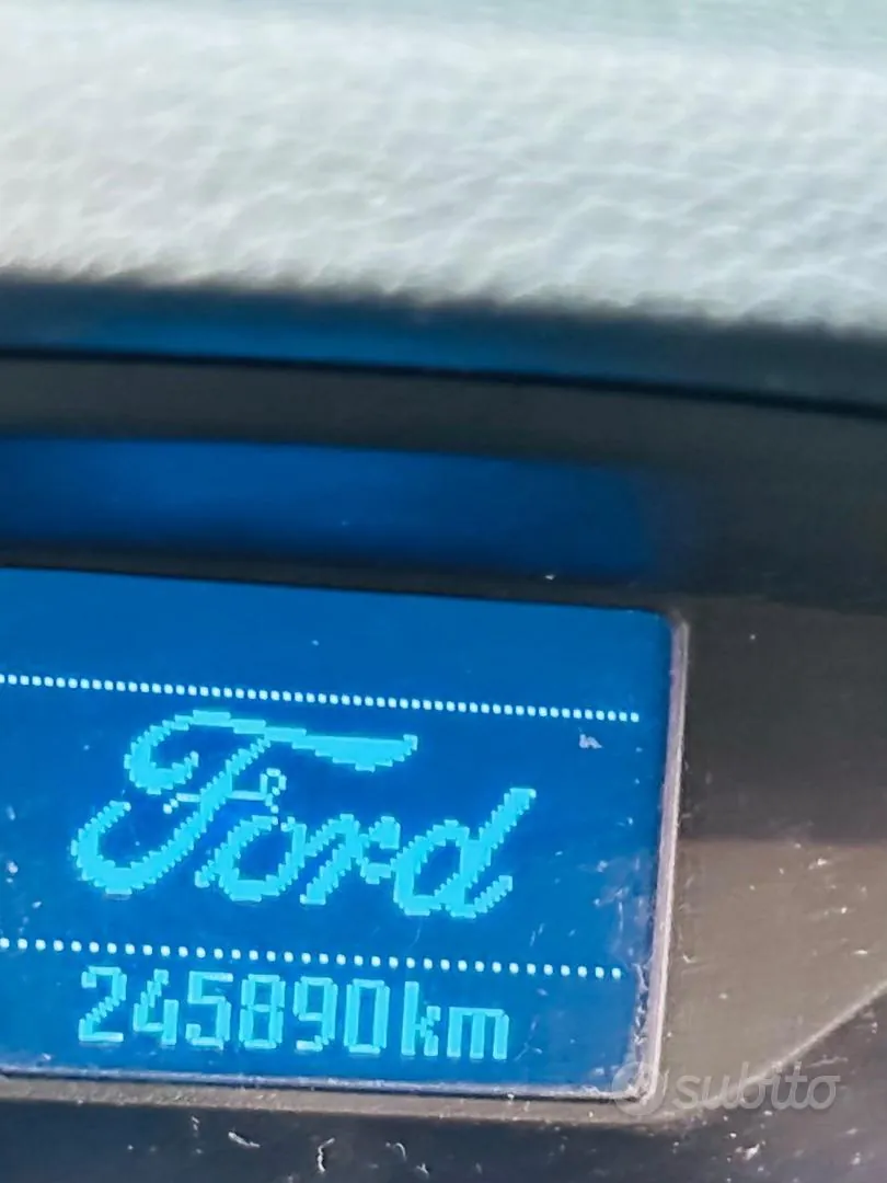 Ford C-Max 2013 photo 5