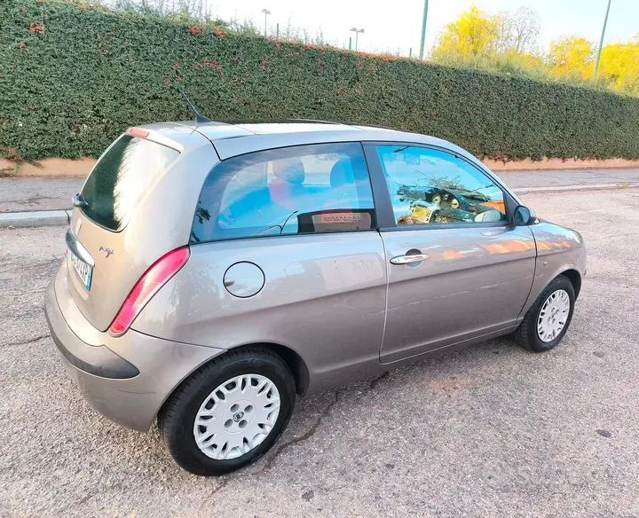 Lancia Ypsilon 2005 photo 3
