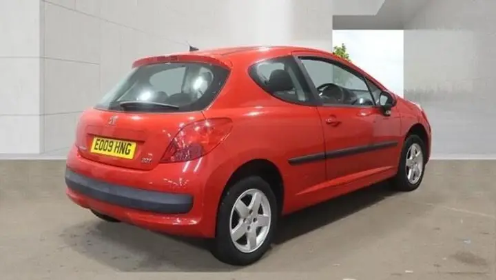 Peugeot 207 2009 photo 4