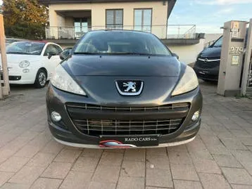 Peugeot 207 2012 photo 2