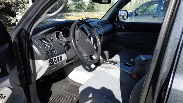 Toyota Tacoma 2009 photo 2