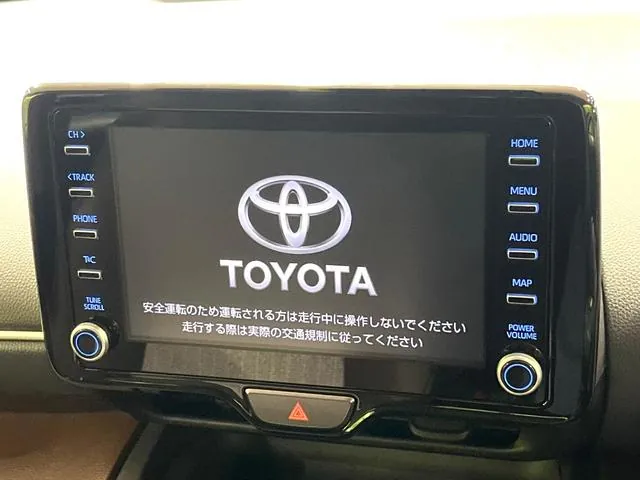 Toyota Yaris Cross Hybrid Z 2021 photo 4