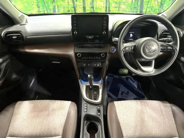 Toyota Yaris Cross Hybrid Z 2021 photo 2