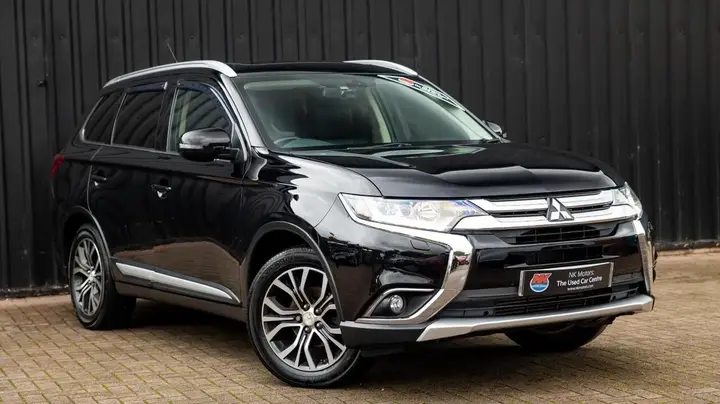 Mitsubishi Outlander 2016 photo 2