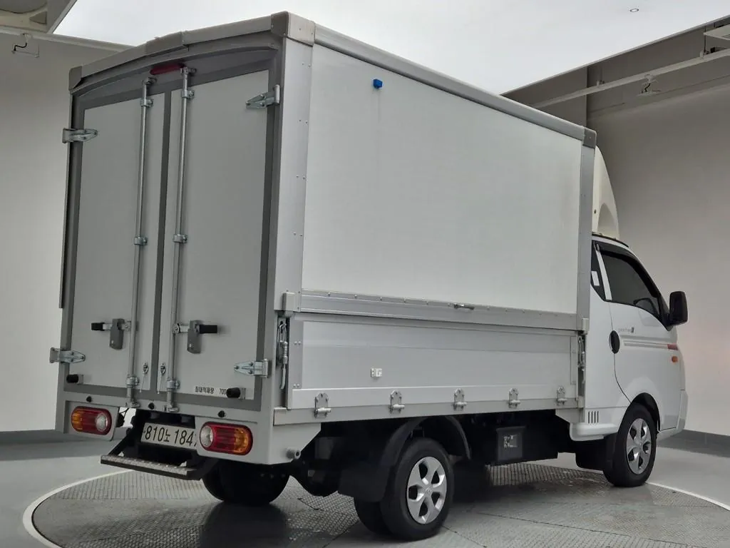Hyundai Porter Ii 2023 photo 3