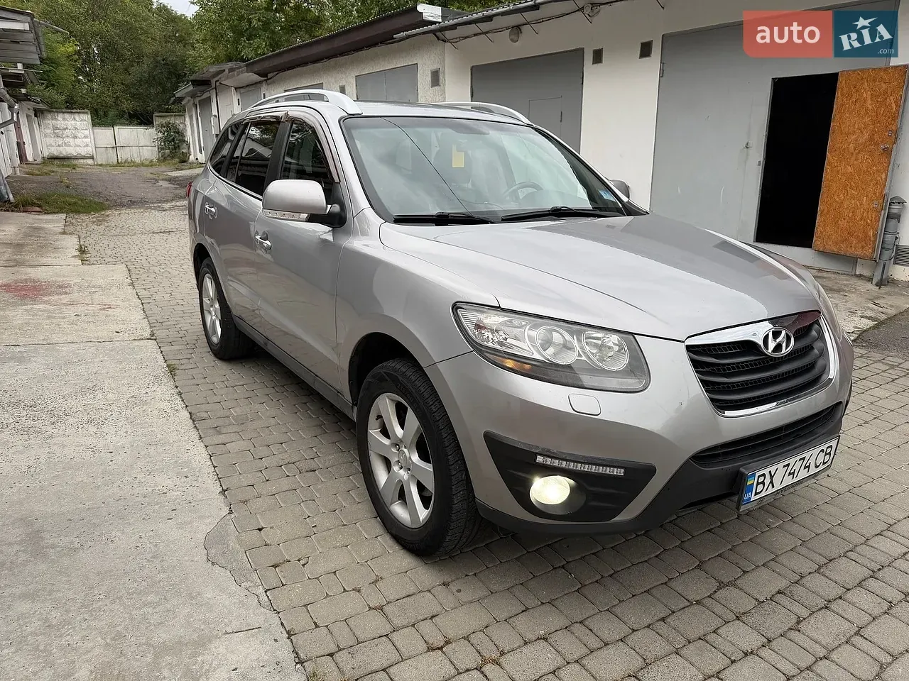 Hyundai Santa Fe 2011 photo 4