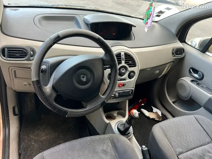Renault Modus 2005 photo 3