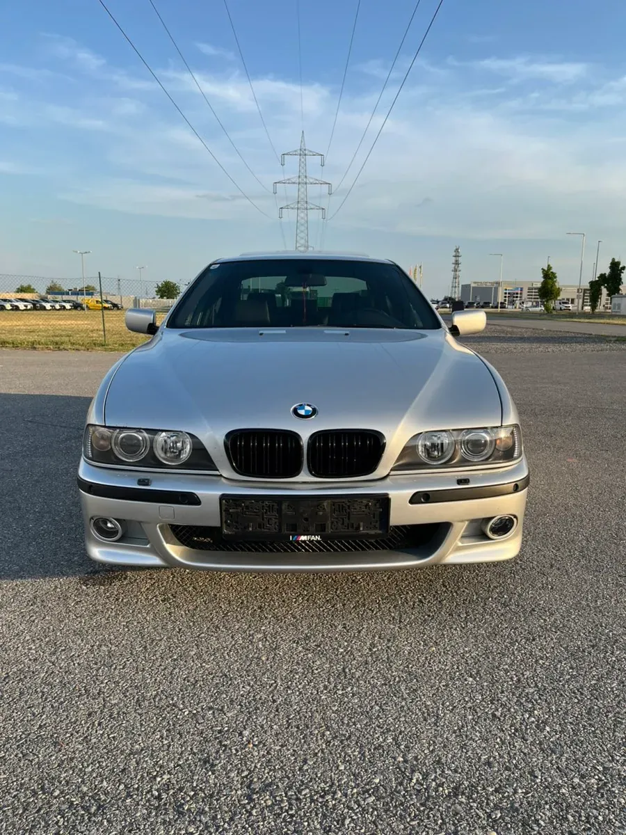 BMW 5 Series 2003 photo 3