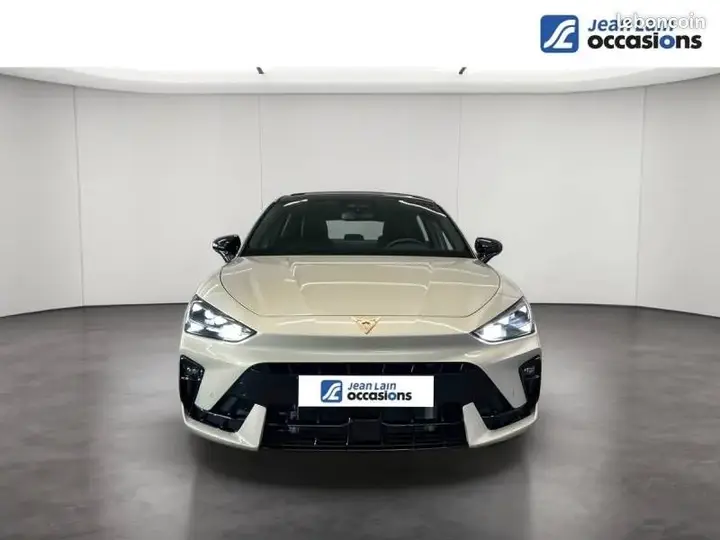 Cupra Leon 2025 photo 2