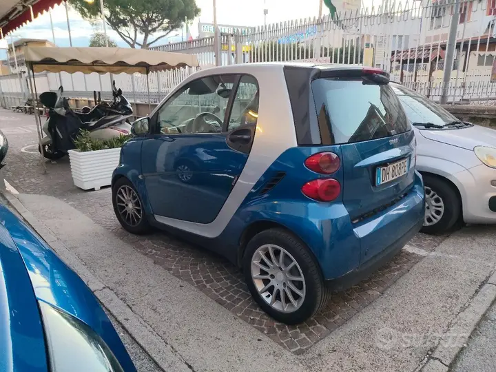 Smart Fortwo 2007 photo 2