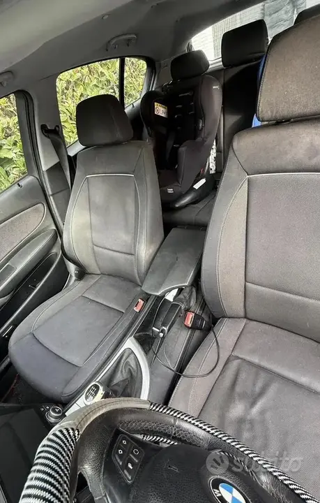 BMW 1 Series 2010 photo 3