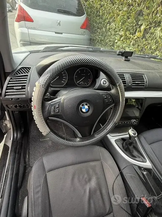 BMW 1 Series 2010 photo 5