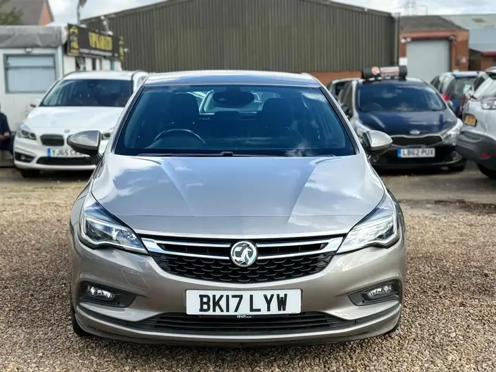 Vauxhall Astra 2017 photo 5