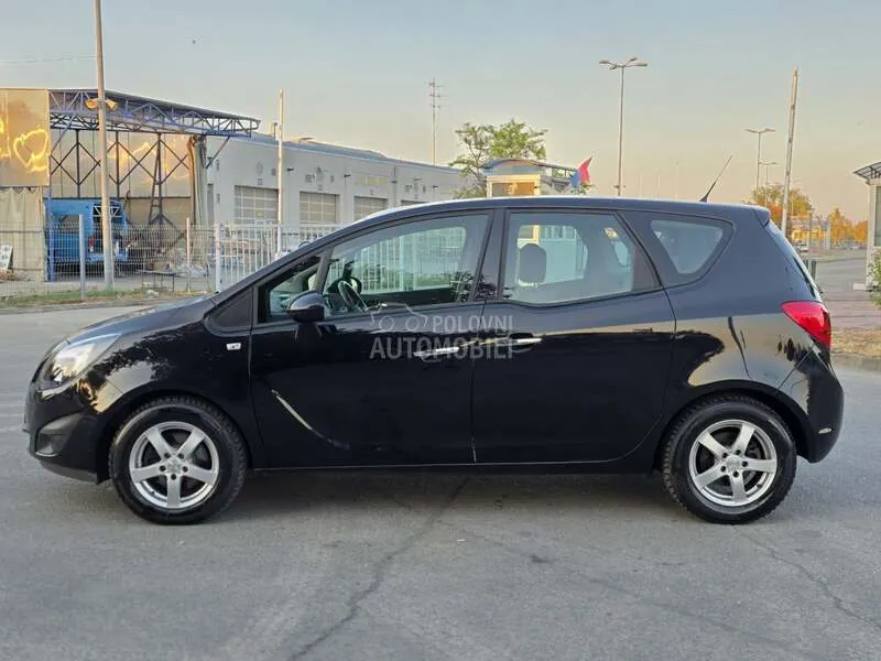 Opel Meriva 2010 photo 4