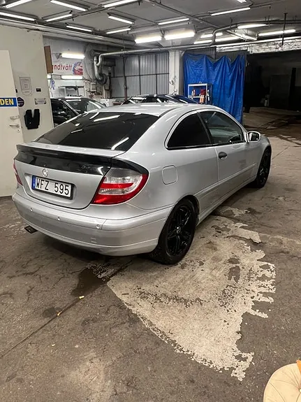 Mercedes-Benz C200 2005 photo 5