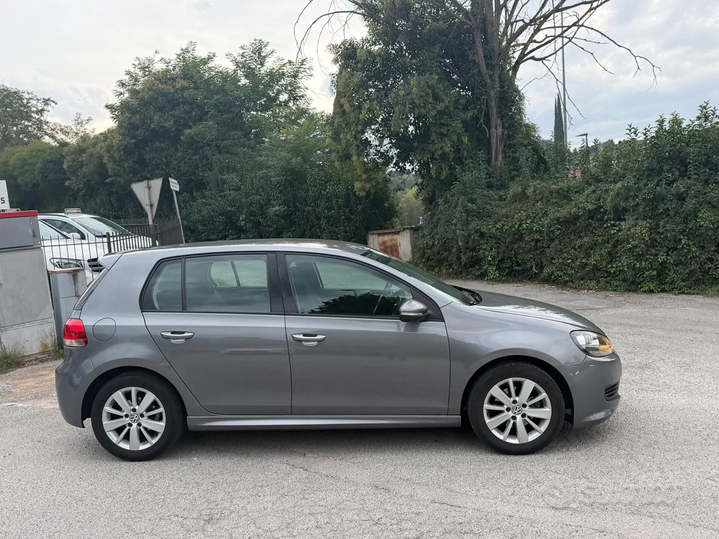 Volkswagen Golf 2011 photo 4