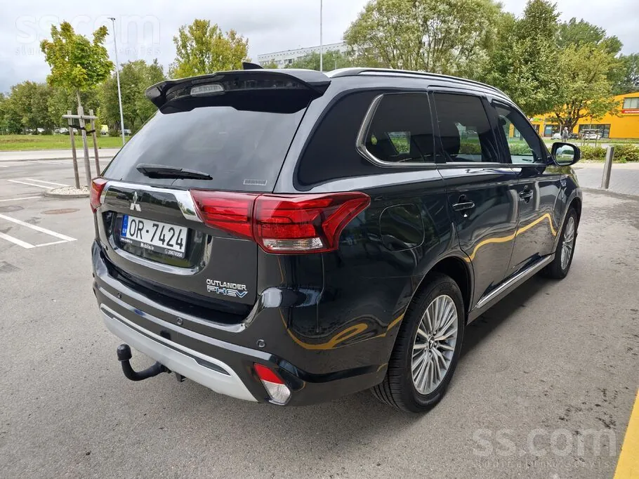 Mitsubishi Outlander 2019 photo 4