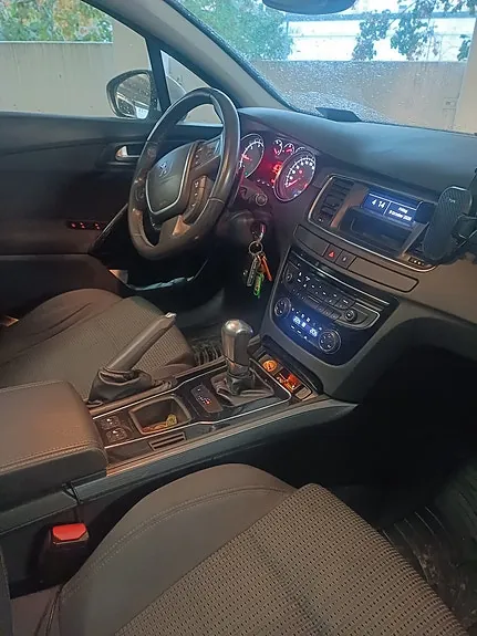 Peugeot 508 2012 photo 5