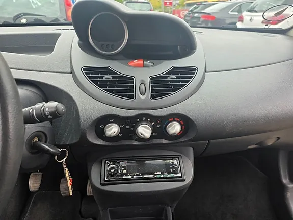 Renault Twingo 2011 photo 3