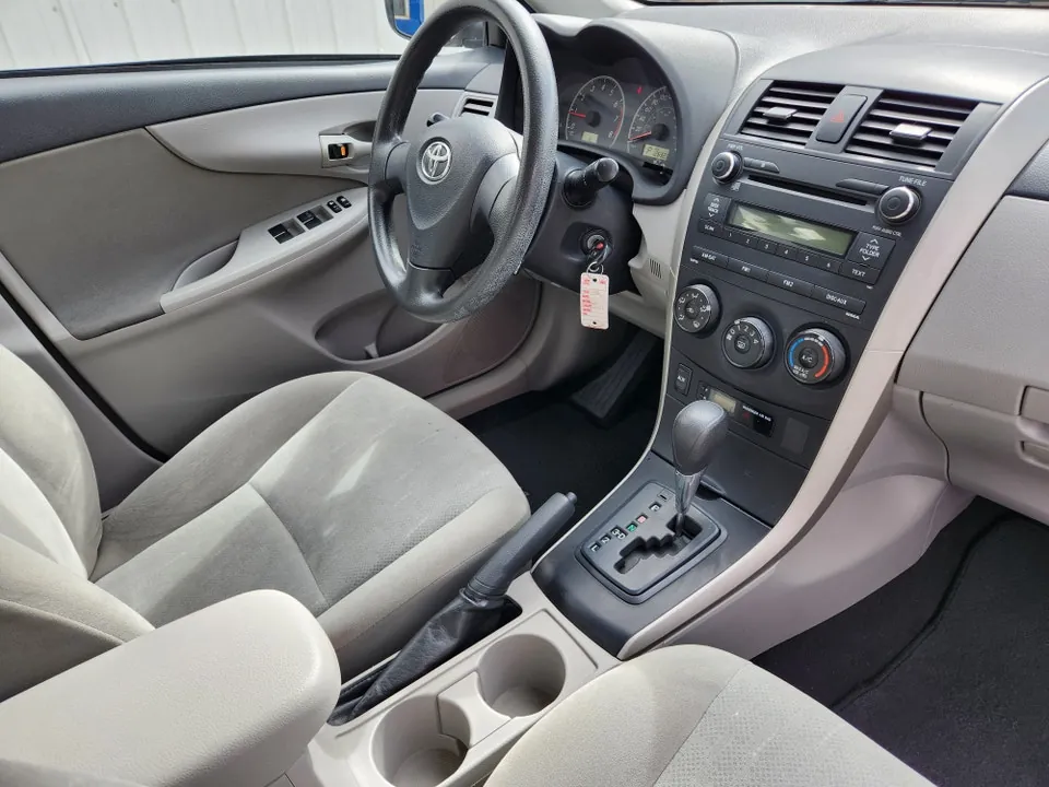 Toyota Corolla 2011 photo 5