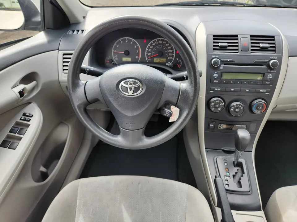 Toyota Corolla 2011 photo 4