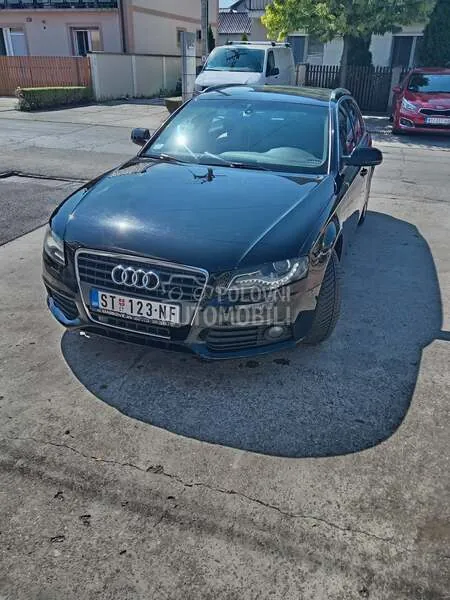 Audi A4 2009 photo 2