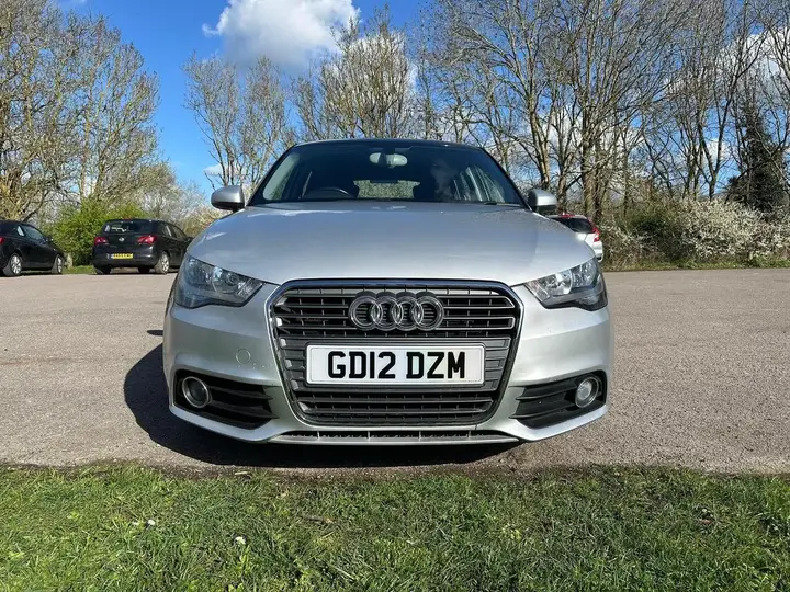 Audi A1 2012 photo 2